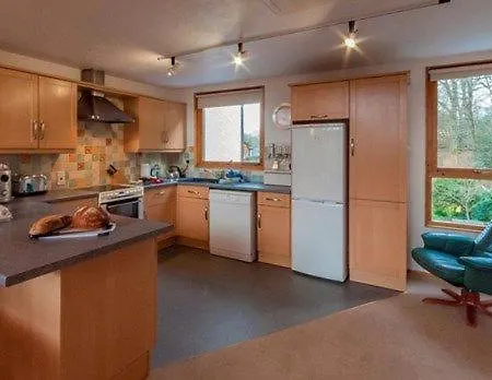 Bridge 22, Within Walking Distance Of Town Centre, Strictly No Pets Semesterbostad *